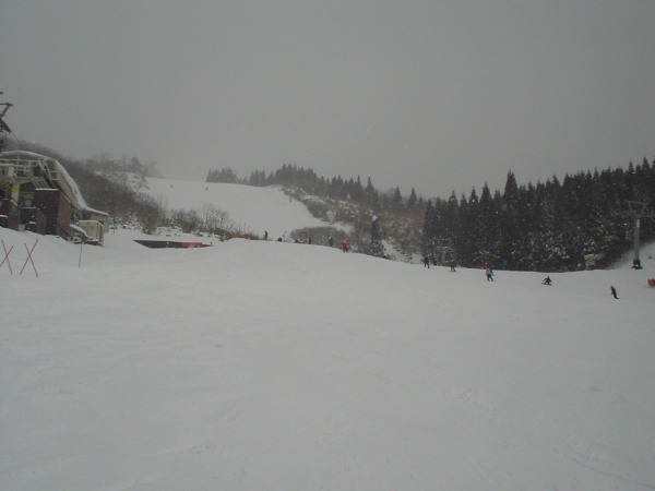 まずまずの初滑りでした。