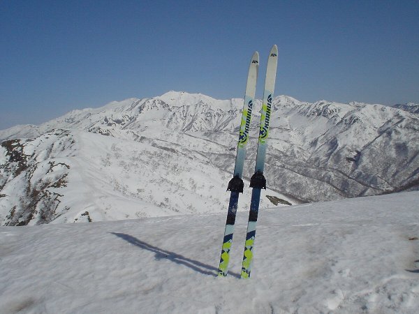 天候に恵まれ、最高の景色と滑降を楽しんだ。