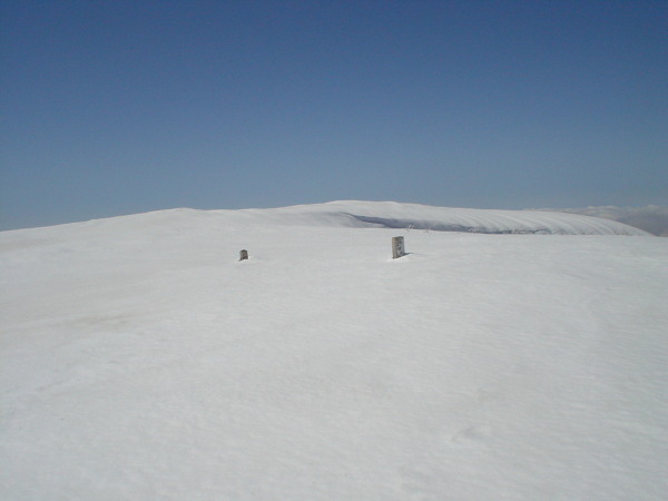 能郷白山山頂。