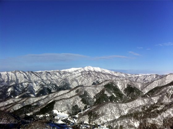 金糞岳も真っ白だ。